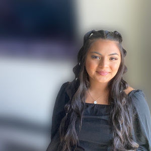 Meet your Posher, Mika